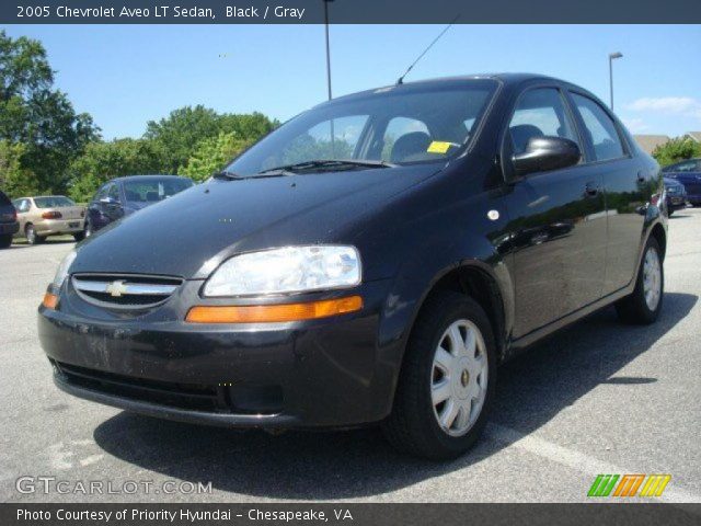 2005 Chevrolet Aveo LT Sedan in Black