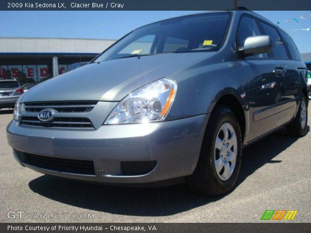2009 Kia Sedona LX in Glacier Blue