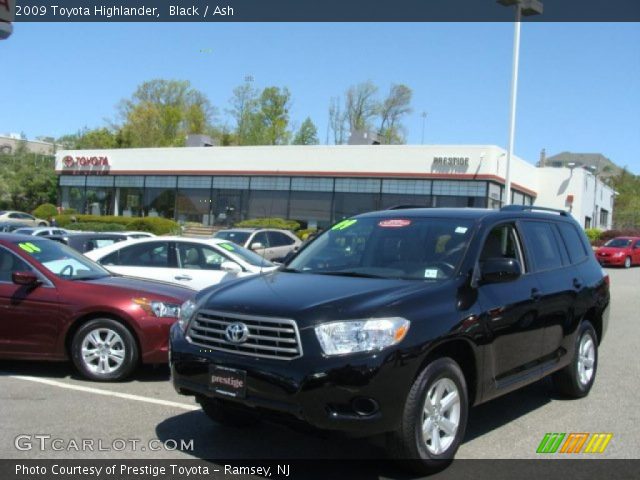 2009 Toyota Highlander  in Black