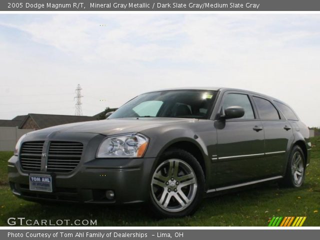 2005 Dodge Magnum R/T in Mineral Gray Metallic