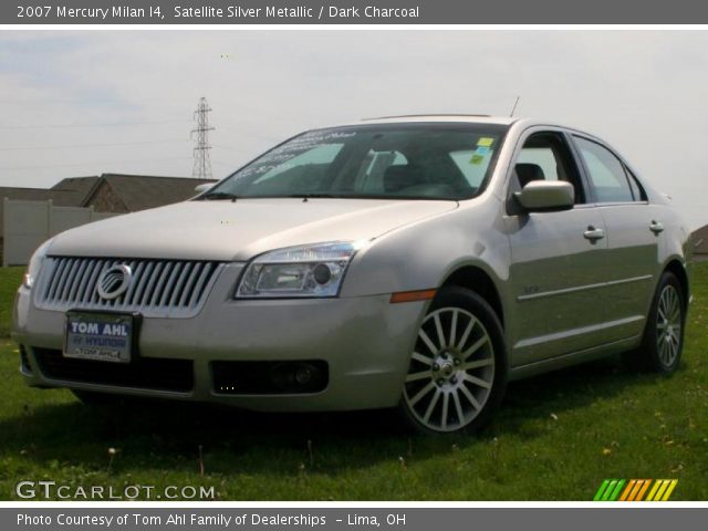 2007 Mercury Milan I4 in Satellite Silver Metallic