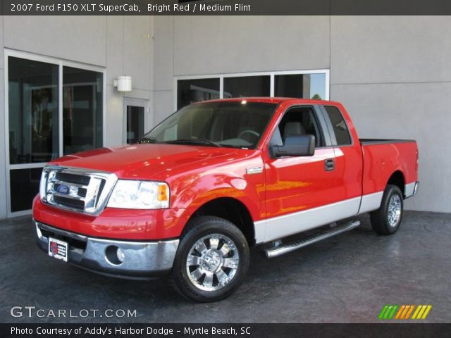 2007 Ford F150 XLT SuperCab in Bright Red