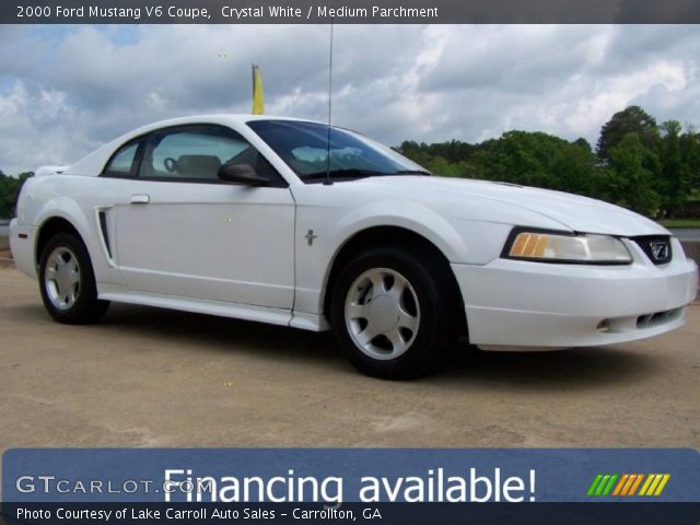 2000 Ford Mustang V6 Coupe in Crystal White