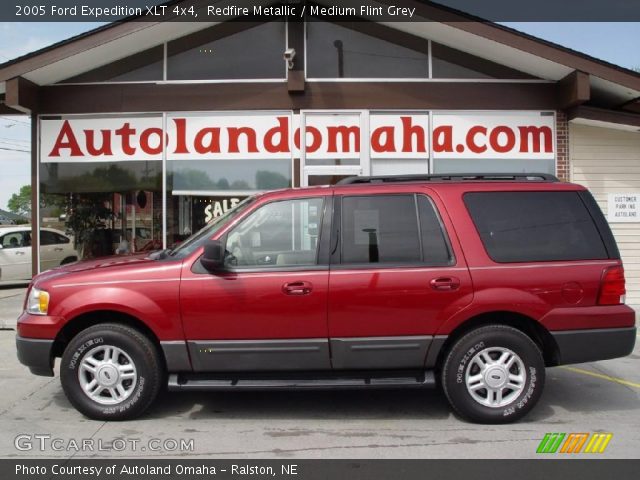 2005 Ford Expedition XLT 4x4 in Redfire Metallic