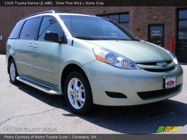 2006 Toyota Sienna LE AWD in Silver Pine Mica