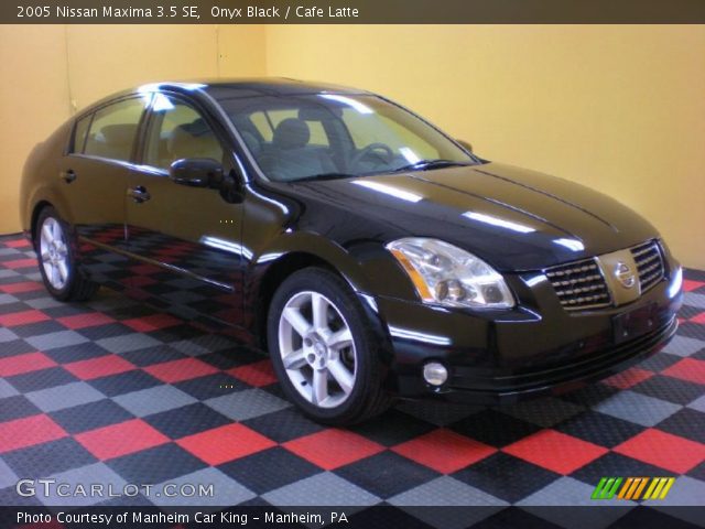 2005 Nissan Maxima 3.5 SE in Onyx Black