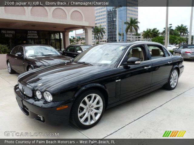 2008 Jaguar XJ XJ8 L in Ebony Black