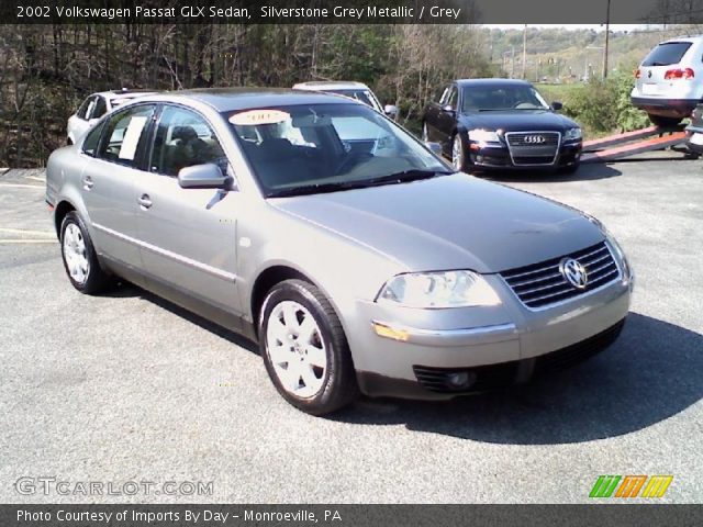 2002 Volkswagen Passat GLX Sedan in Silverstone Grey Metallic