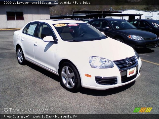 2009 Volkswagen Jetta SE Sedan in Candy White