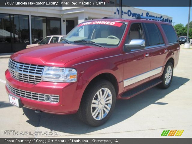 2007 Lincoln Navigator Luxury in Vivid Red Metallic