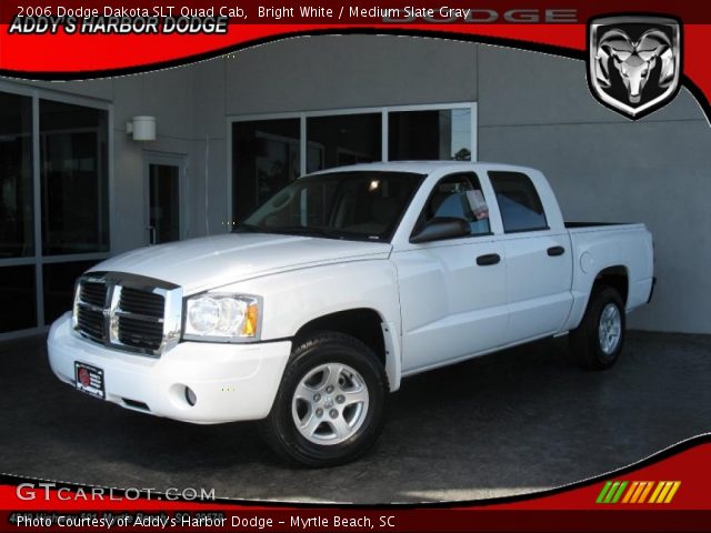 2006 Dodge Dakota SLT Quad Cab in Bright White