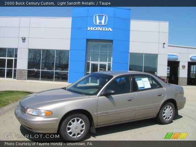 2000 Buick Century Custom in Light Sandrift Metallic