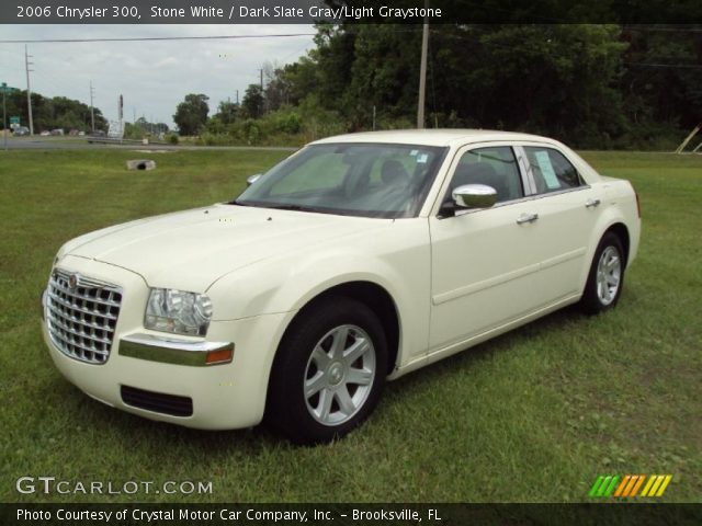 2006 Chrysler 300  in Stone White