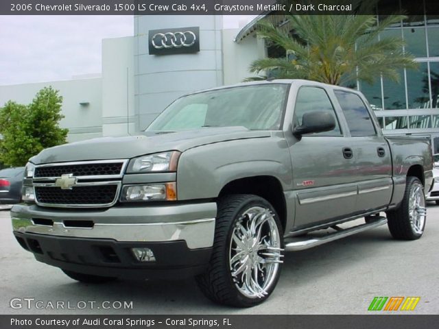 2006 Chevrolet Silverado 1500 LS Crew Cab 4x4 in Graystone Metallic