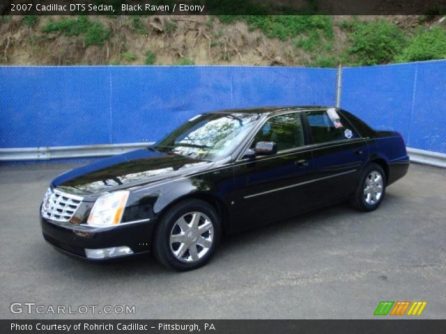 2007 Cadillac DTS Sedan in Black Raven