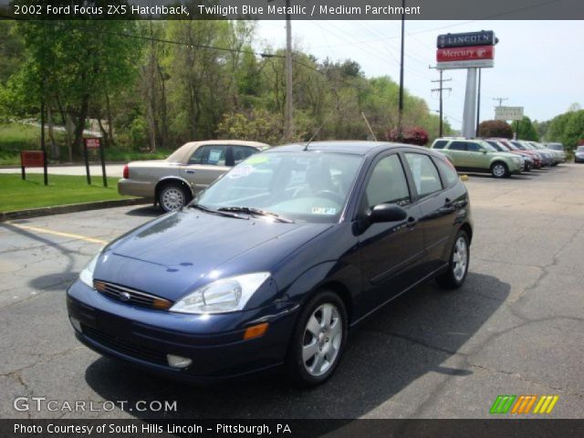 2002 Ford Focus ZX5 Hatchback in Twilight Blue Metallic