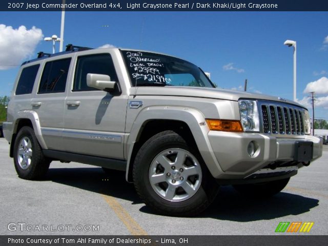 2007 Jeep Commander Overland 4x4 in Light Graystone Pearl