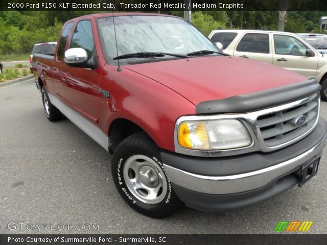 2000 Ford F150 XLT Extended Cab in Toreador Red Metallic