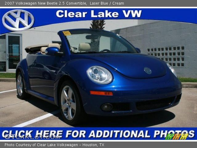 2007 Volkswagen New Beetle 2.5 Convertible in Laser Blue