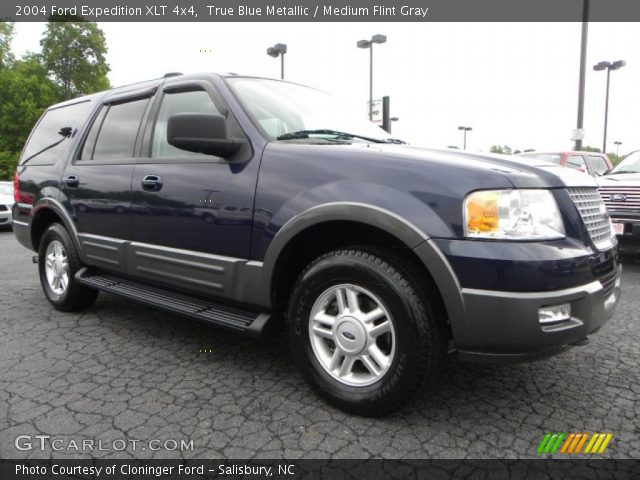 2004 Ford Expedition XLT 4x4 in True Blue Metallic