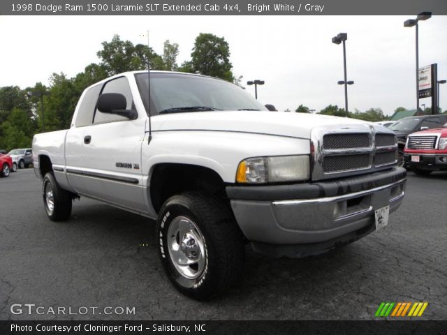 1998 Dodge Ram 1500 Laramie SLT Extended Cab 4x4 in Bright White