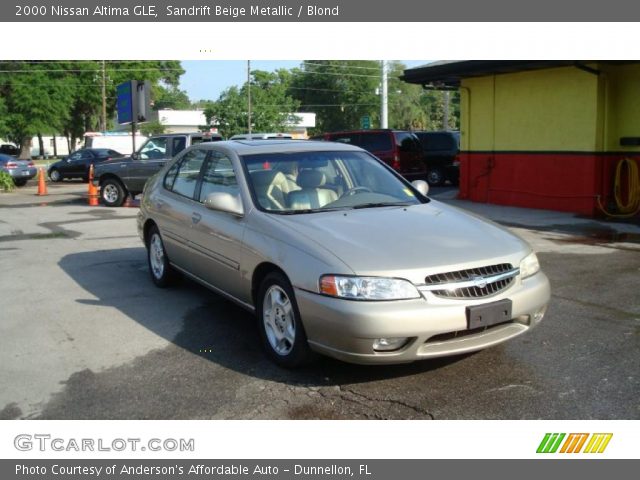 2000 Nissan Altima GLE in Sandrift Beige Metallic