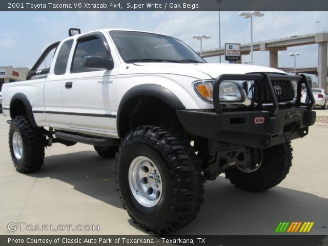 2001 Toyota Tacoma V6 Xtracab 4x4 in Super White