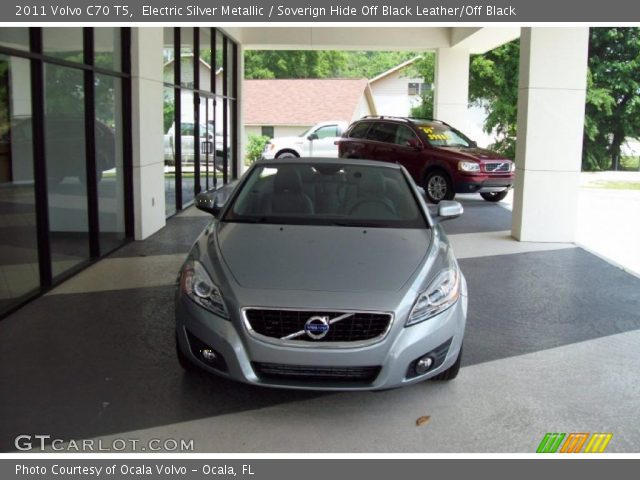 2011 Volvo C70 T5 in Electric Silver Metallic