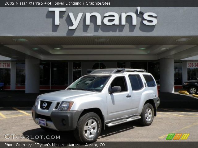 2009 Nissan Xterra S 4x4 in Silver Lightning