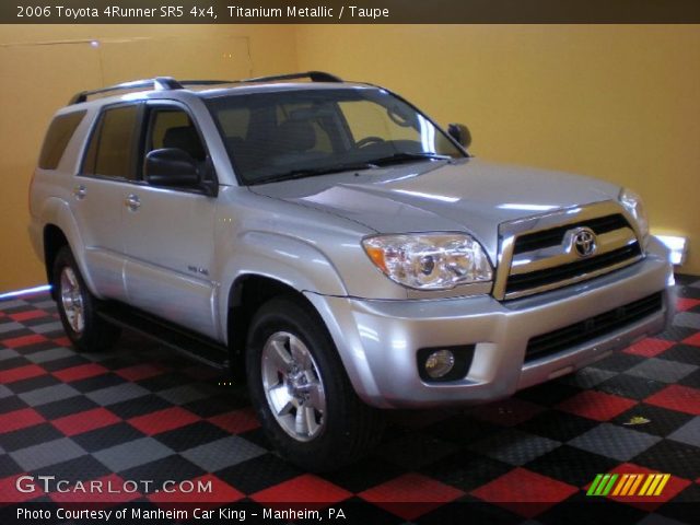 2006 Toyota 4Runner SR5 4x4 in Titanium Metallic