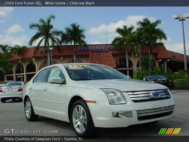 2009 Ford Fusion SEL in White Suede
