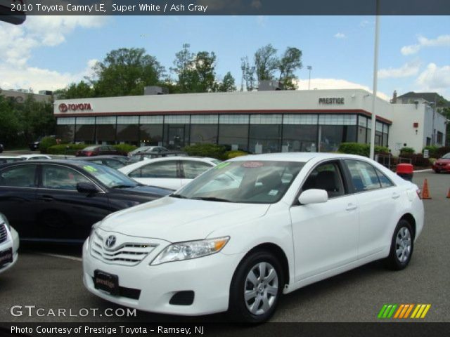 2010 Toyota Camry LE in Super White