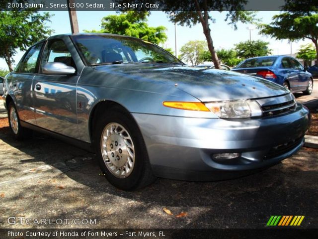 2001 Saturn L Series L300 Sedan in Blue Silver