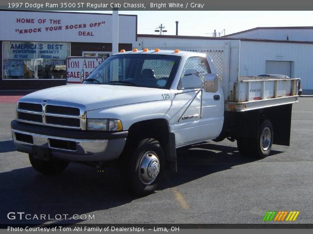 1997 Dodge Ram 3500 ST Regular Cab Chassis in Bright White