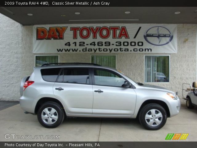 2009 Toyota RAV4 4WD in Classic Silver Metallic