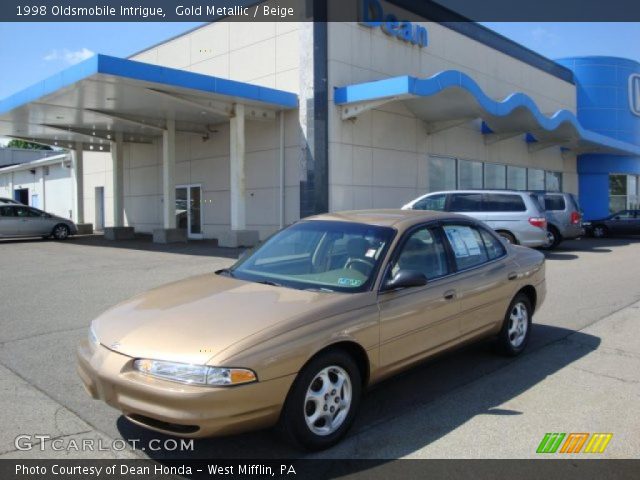 1998 Oldsmobile Intrigue  in Gold Metallic