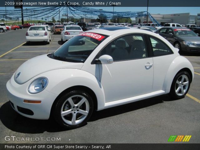 2009 Volkswagen New Beetle 2.5 Coupe in Candy White