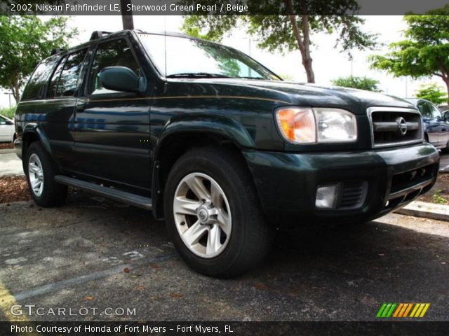 2002 Nissan Pathfinder LE in Sherwood Green Pearl