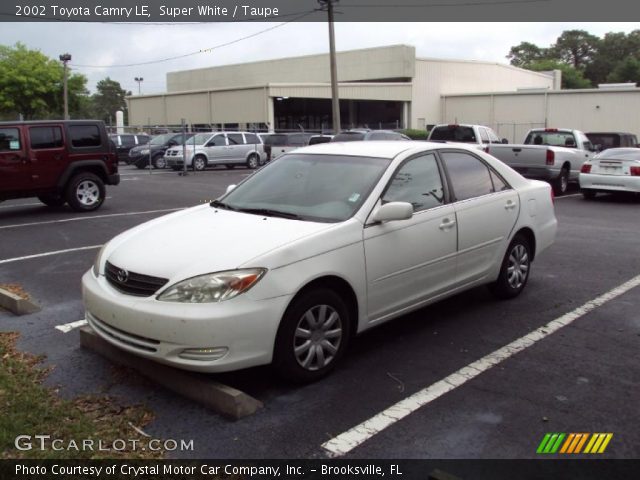 2002 Toyota Camry LE in Super White