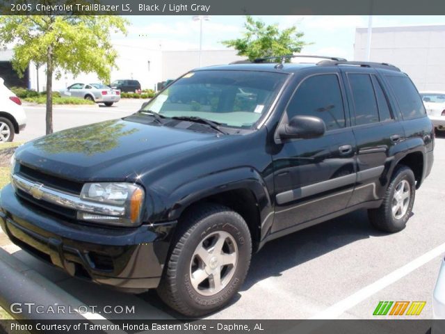 2005 Chevrolet TrailBlazer LS in Black