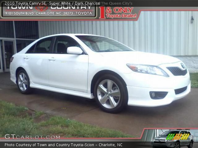 2010 Toyota Camry SE in Super White