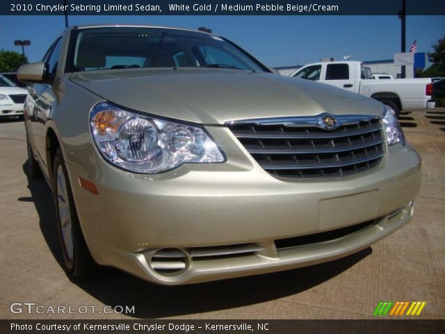 2010 Chrysler Sebring Limited Sedan in White Gold