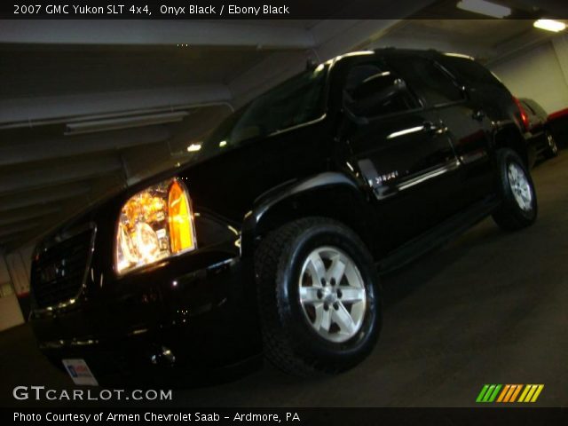2007 GMC Yukon SLT 4x4 in Onyx Black