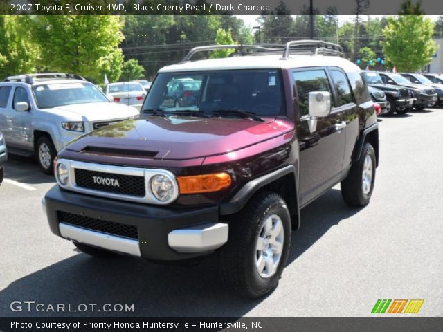 2007 Toyota FJ Cruiser 4WD in Black Cherry Pearl