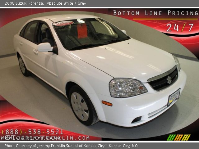 2008 Suzuki Forenza  in Absolute White