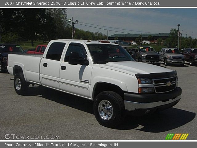 2007 Chevrolet Silverado 2500HD Classic LT Crew Cab in Summit White