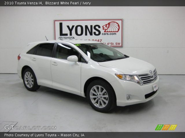 2010 Toyota Venza I4 in Blizzard White Pearl