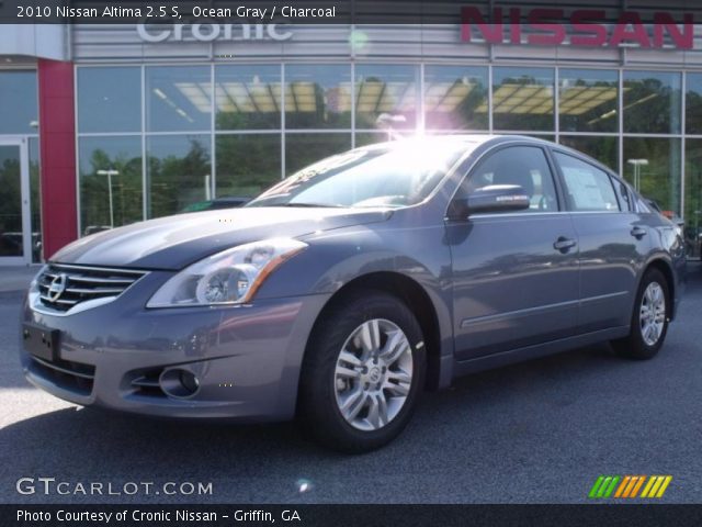 2010 Nissan Altima 2.5 S in Ocean Gray