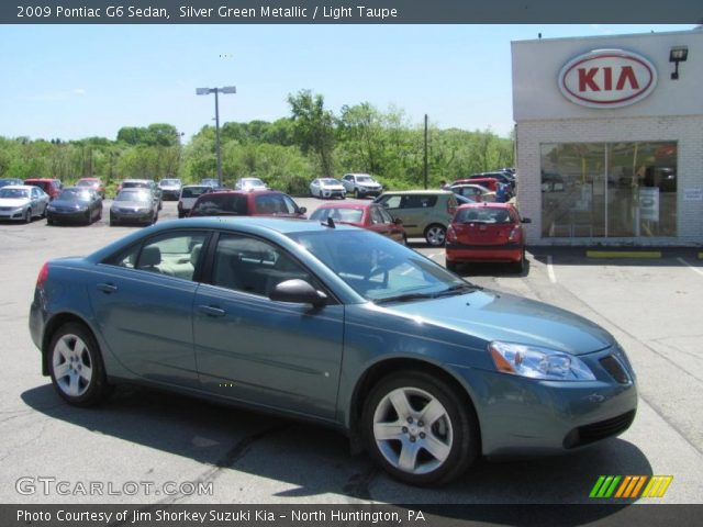 2009 Pontiac G6 Sedan in Silver Green Metallic