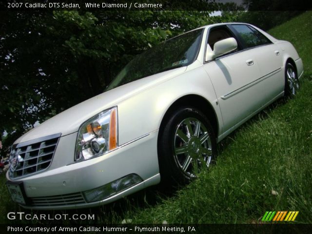 2007 Cadillac DTS Sedan in White Diamond